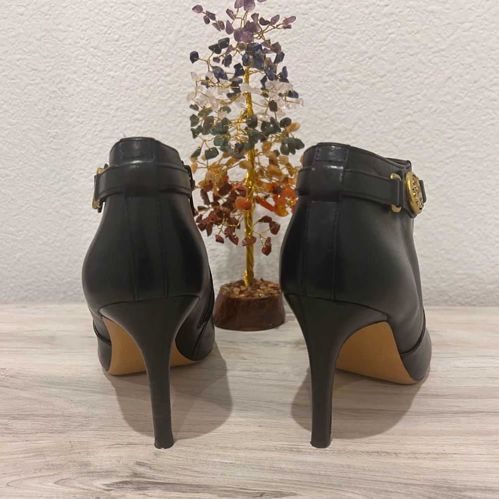 Elegant Coach Black Leather Ankle Booties Heels Gold Logo Harness - Picture 4 of 6